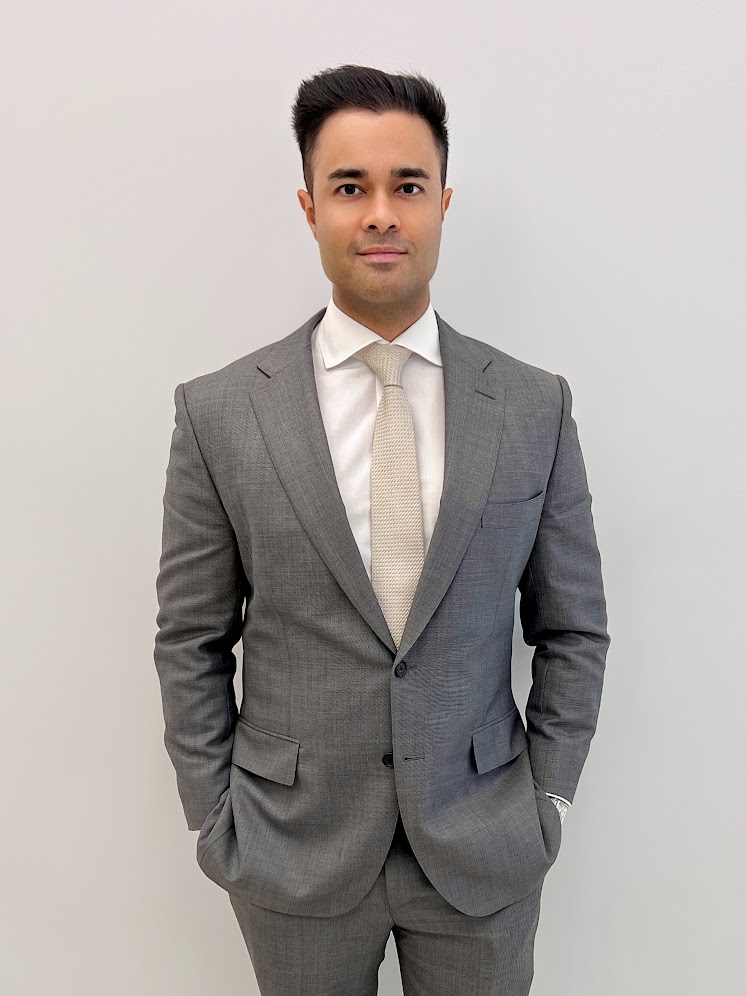 PersonName { FirstName = David, LastName = Smith, MiddleName = , Nickname = , Title = Dr, FullName = David Smith, FullNameWithTitle = Dr David Smith, InformalFirstName = David, InformalFullName = David Smith, InformalFullNameWithTitle = Dr David Smith, Initials = DS, InitialAndLastName = D. Smith, TitleAndLastName = Dr Smith }